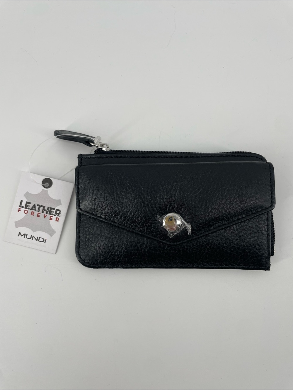 NEW Mundi Black Leather Zip Wallet